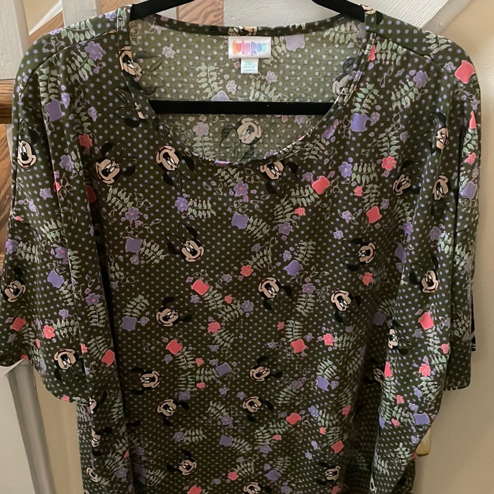 Disney LuLaRoe Irma top. BNWT. 2XL. Green and purple. Minnie Mouse!